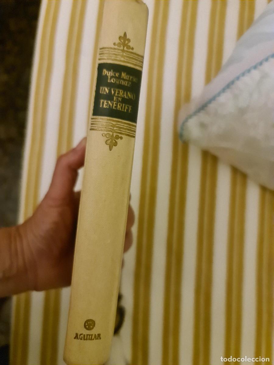 Libros de segunda mano: Dulce Mar&iacute;a Loynaz. Un verano en Tenerife. Primera edici&oacute;n 1958. Aguilar editorial.