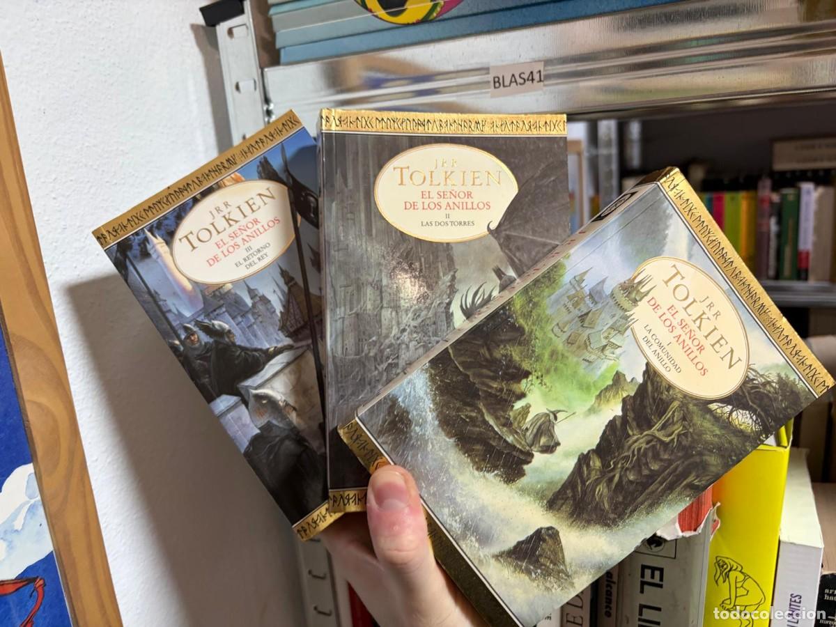 Libros de segunda mano: BLAS41 trilogia El Se&ntilde;or de los Anillos Tolkien, Las Dos Torres Comunidad del Anillo retorno DEL REY