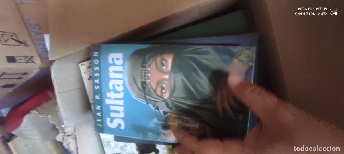 Libros de segunda mano: Sultana, de Sasoon... - Foto 1