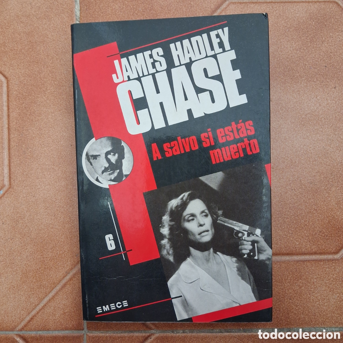 Libros de segunda mano: A salvo si est&aacute;s muerto CHASE (1991 Emece ediciones)