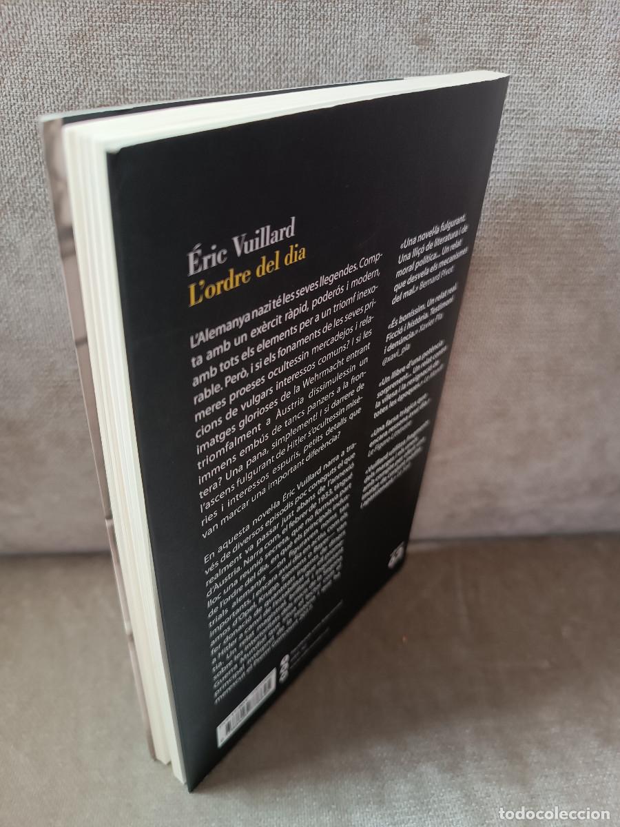 Libros de segunda mano: ALFONSO BERARDINELLI - LEER ES UN RIESGO - C&Iacute;RCULO DE TIZA, 2016 - BUEN EJEMPLAR