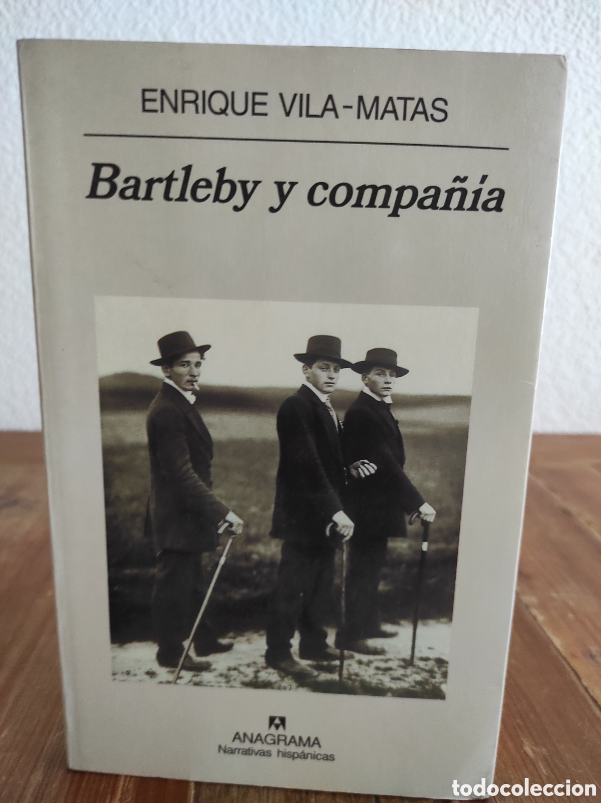 Libros de segunda mano: Bartleby y compa&ntilde;&iacute;a. Enrique Vila-Matas.
