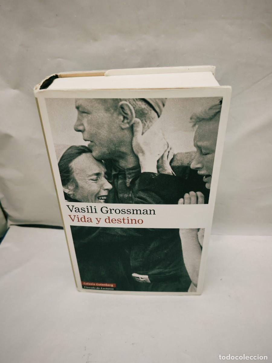 Libri di seconda mano: Vida y destino (Primera edici&oacute;n, tapa dura)