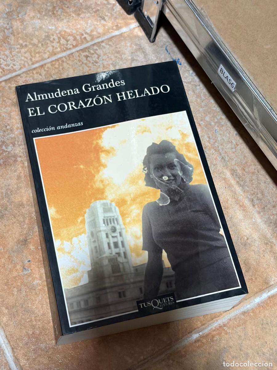Libros de segunda mano: BLAS6 EL CORAZ&Oacute;N HELADO, Almudena Grandes, Tusquets Editores, colecci&oacute;n Andanzas