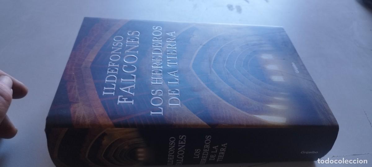 Libros de segunda mano: LOS HEREDEROS DE LA TIERRA / ILDEFONSO FALCONES / TXT100 / GRIJALBO