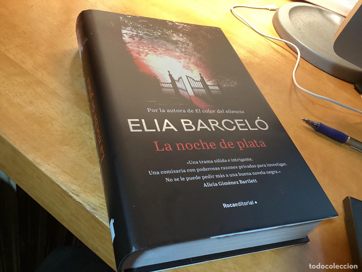 Libros de segunda mano: LA NOCHE DE PLATA - ELIA BARCEL&Oacute; COMO NUEVO