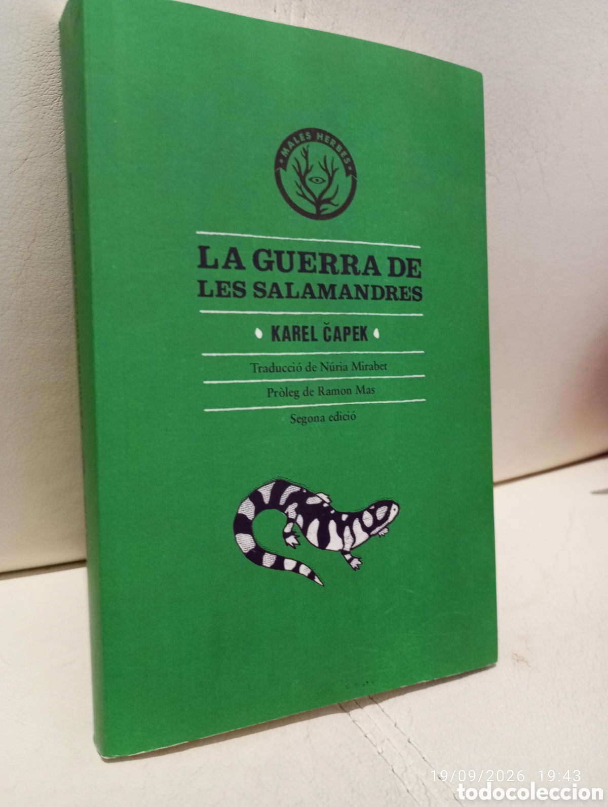 Libros de segunda mano: La guerra de les salamandres .Karel Capek . Ed Males herbes