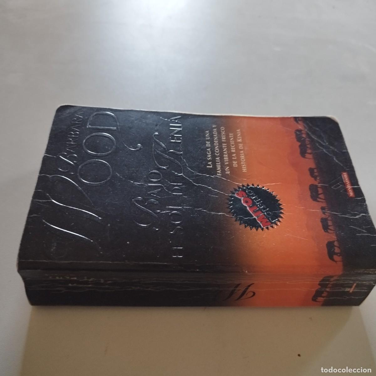 Libros de segunda mano: BAJO EL SOL DE KENIA / BARBARA WOOD / GRAVOL 79 / MITOS