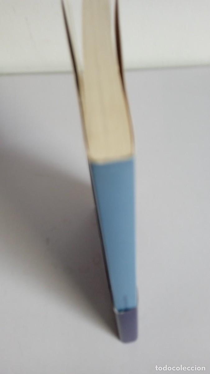 Libros de segunda mano: LAMOR QUE MOLESTA Elena Ferrante - Foto 3