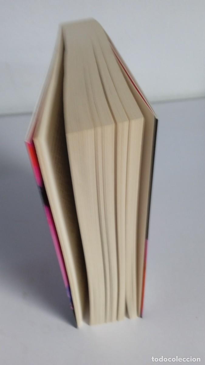 Libros de segunda mano: EL CHICO QUE SE COMI&Oacute; EL UNIVERSO - Foto 3