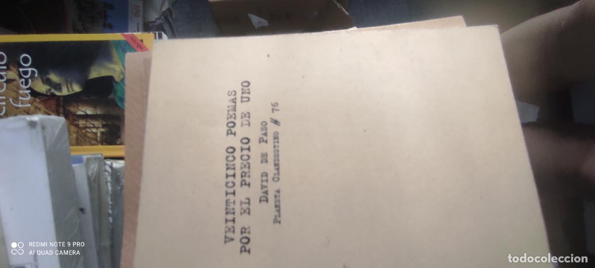 Libros de segunda mano: David de paso- veinticinco poemas por el precio de uno