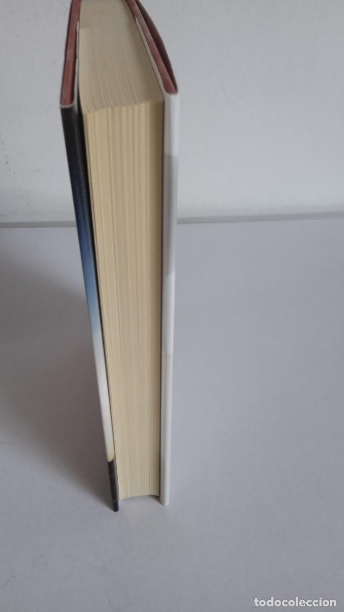 Libros de segunda mano: TERRA ALTA Javier Cercas - Foto 3