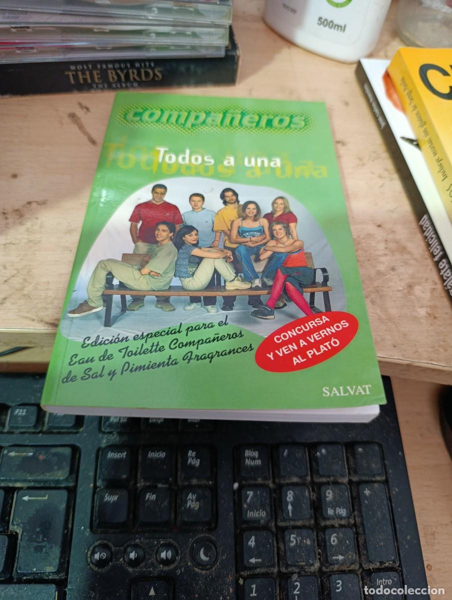 Libros de segunda mano: COMPA&Ntilde;EROS TODOS A UNA. EST33B1