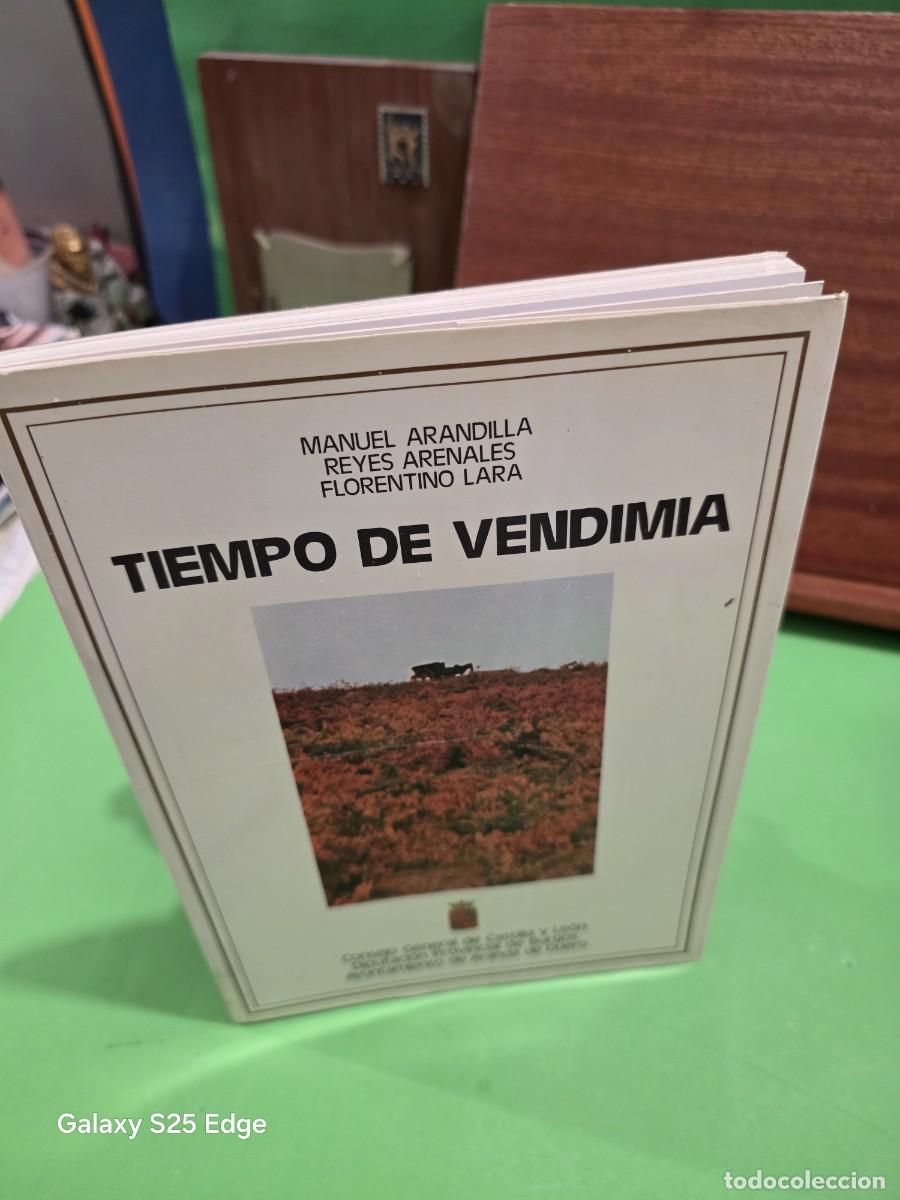 Libros de segunda mano: &rdquo;&rdquo;TIEMPO DE VENDIMIA&rdquo;&rdquo;...MANUEL ARANDILLA Y OTROS...1982... - Foto 20