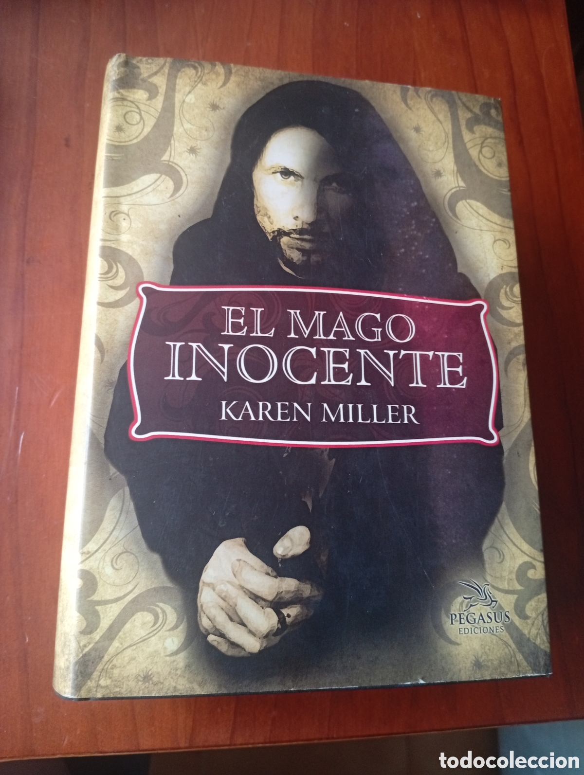 Libros de segunda mano: EL MAGO INOCENTE KAREN MILLER EDICIONES PEGASUS