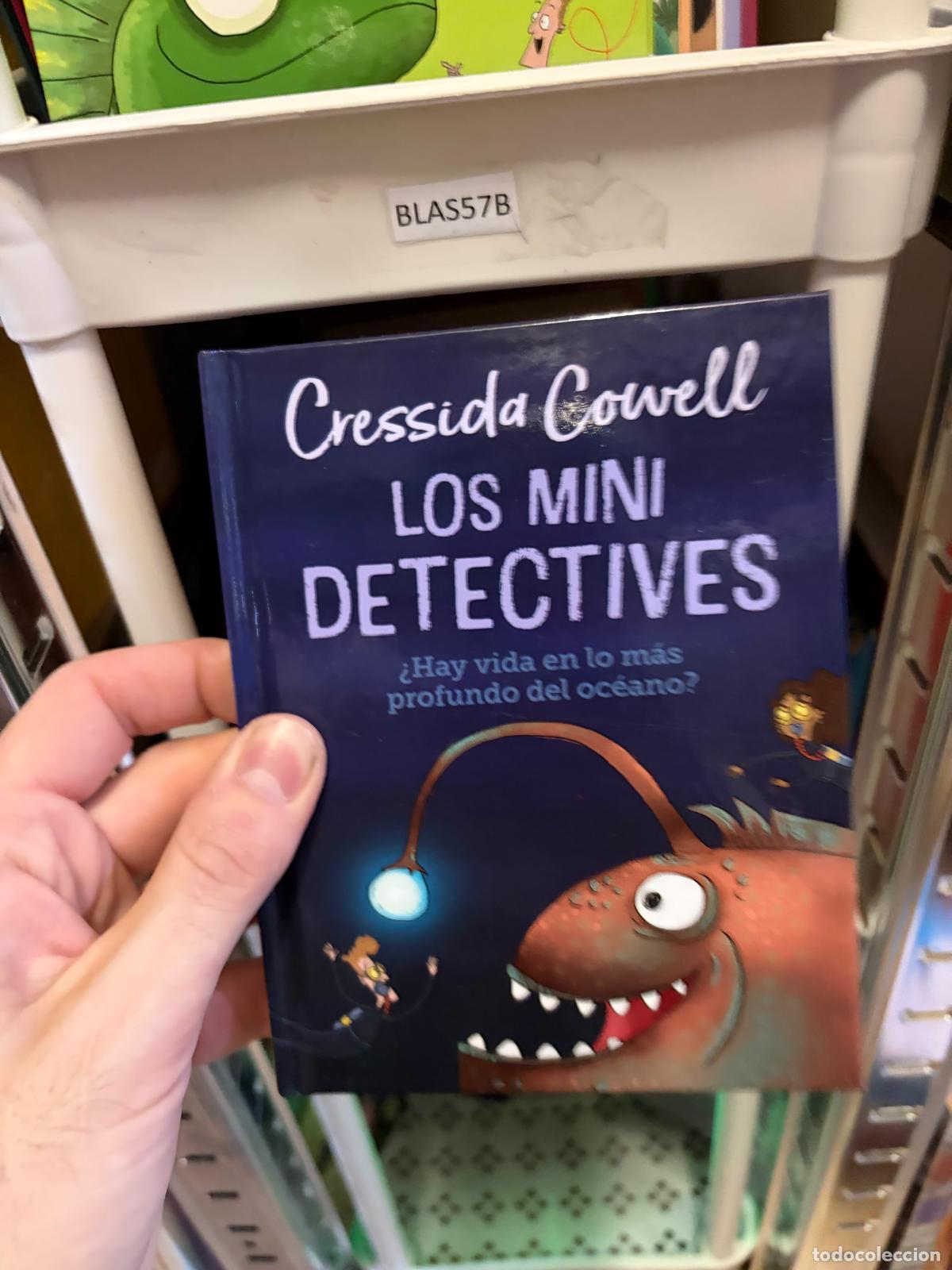 Libros de segunda mano: BLAS57B &mdash; Los mini detectives &mdash; &iquest;Hay vida en lo m&aacute;s profundo del oc&eacute;ano? &mdash; Cressida Cowell
