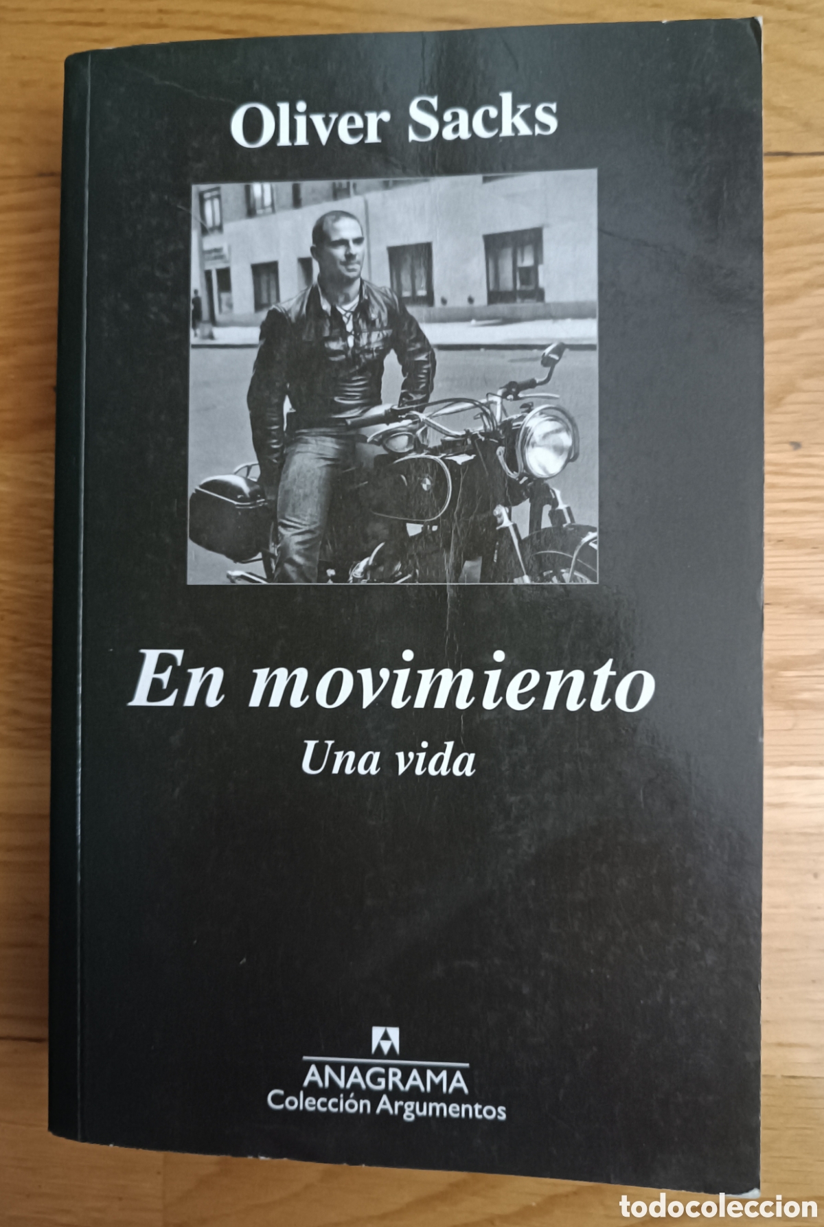 Libros de segunda mano: En movimiento. Una vida.