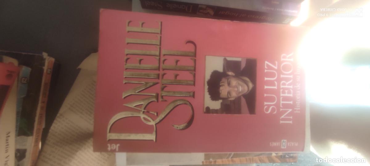 Libros de segunda mano: Su luz interior, D. Steele - Foto 1