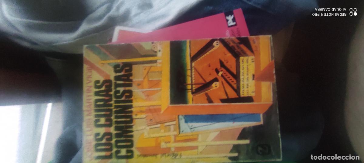 Libros de segunda mano: Los curas comunistas Mart&iacute;n Vigil