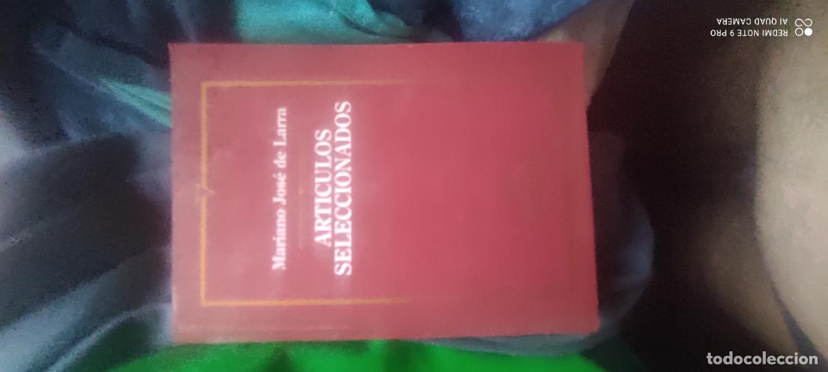 Libros de segunda mano: Art&iacute;culos seleccionados de Larra
