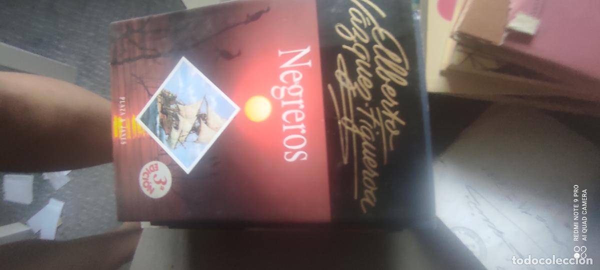 Livres d'occasion: Negreros, de V&aacute;zquez-Figueroa
