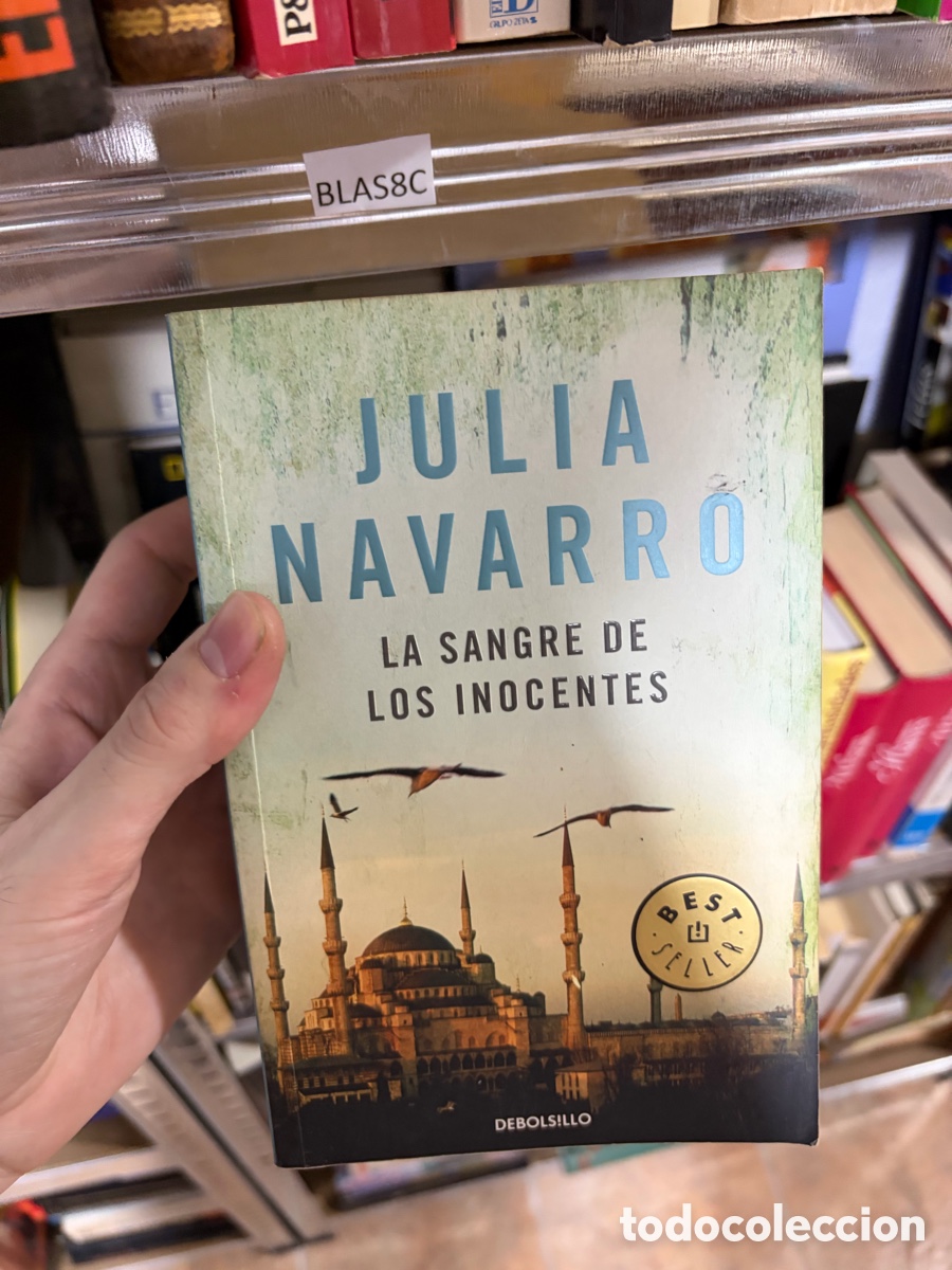Libros de segunda mano: BLAS&C JULIA NAVARRO LA SANGRE DE LOS INOCENTES