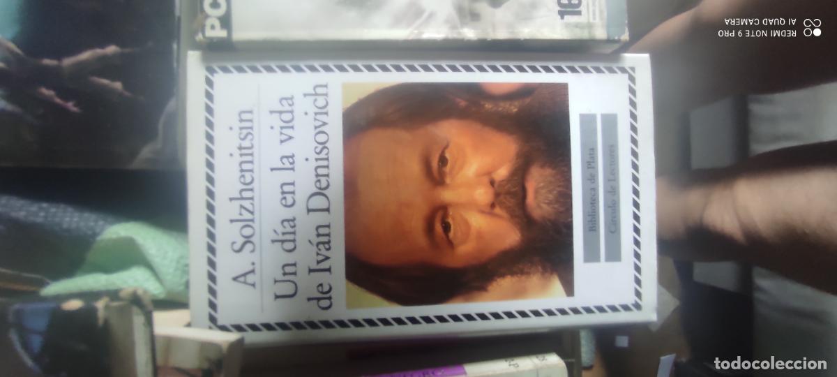 Libros de segunda mano: Solzhenitsin, Una dia en la vida de Ivan Denisovich, Circulo de Lectores