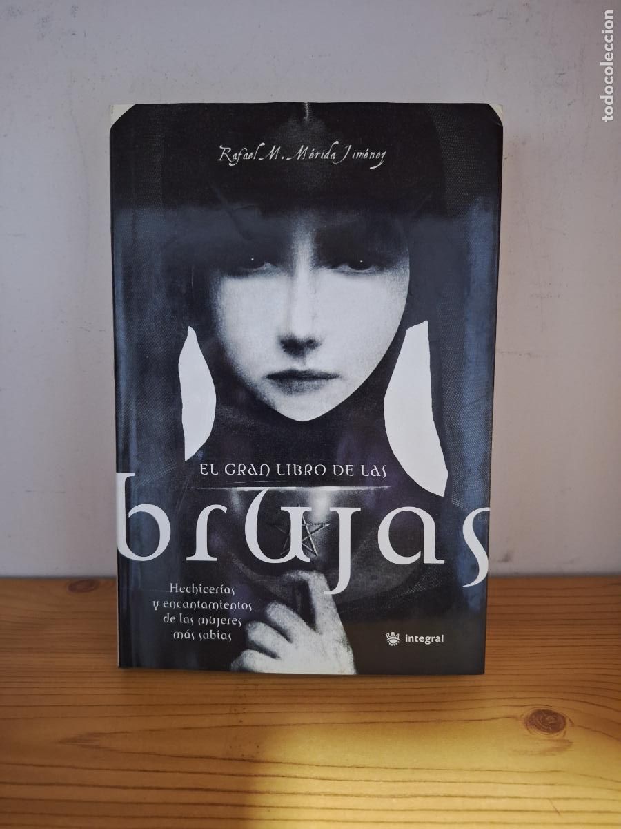 Libros de segunda mano: El gran libro de las brujas - Rafael M. M&eacute;rida Jimenez