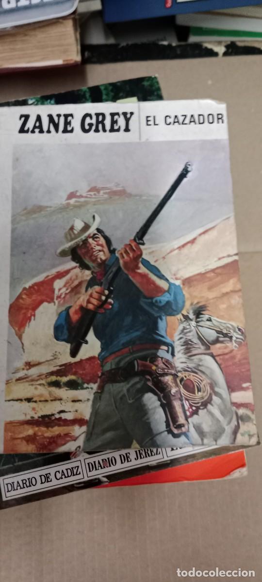 Libros de segunda mano: ZANE GREY EL CAZADOR LIBRO M-33 - Foto 1