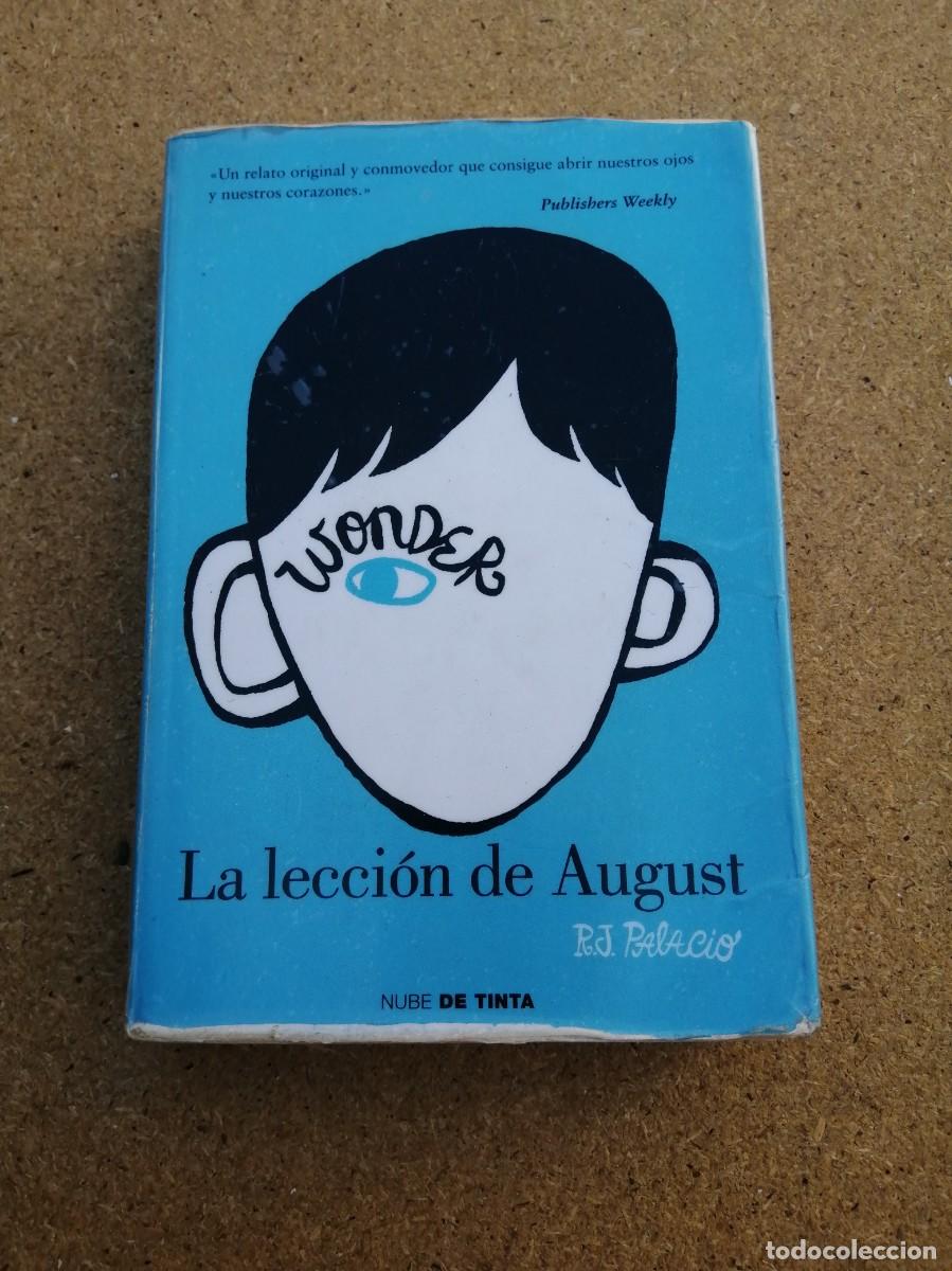 Libros de segunda mano: LA LECCION DE AUGUST WONDER (R. J. PALACIO)