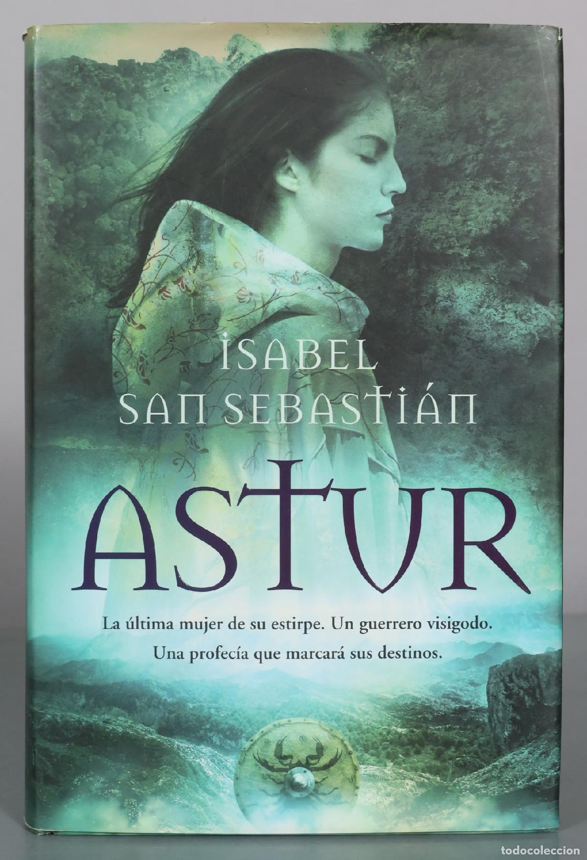 Libri di seconda mano: Astur - Isabel San Sebasti&aacute;n - La Esfera de los Libros