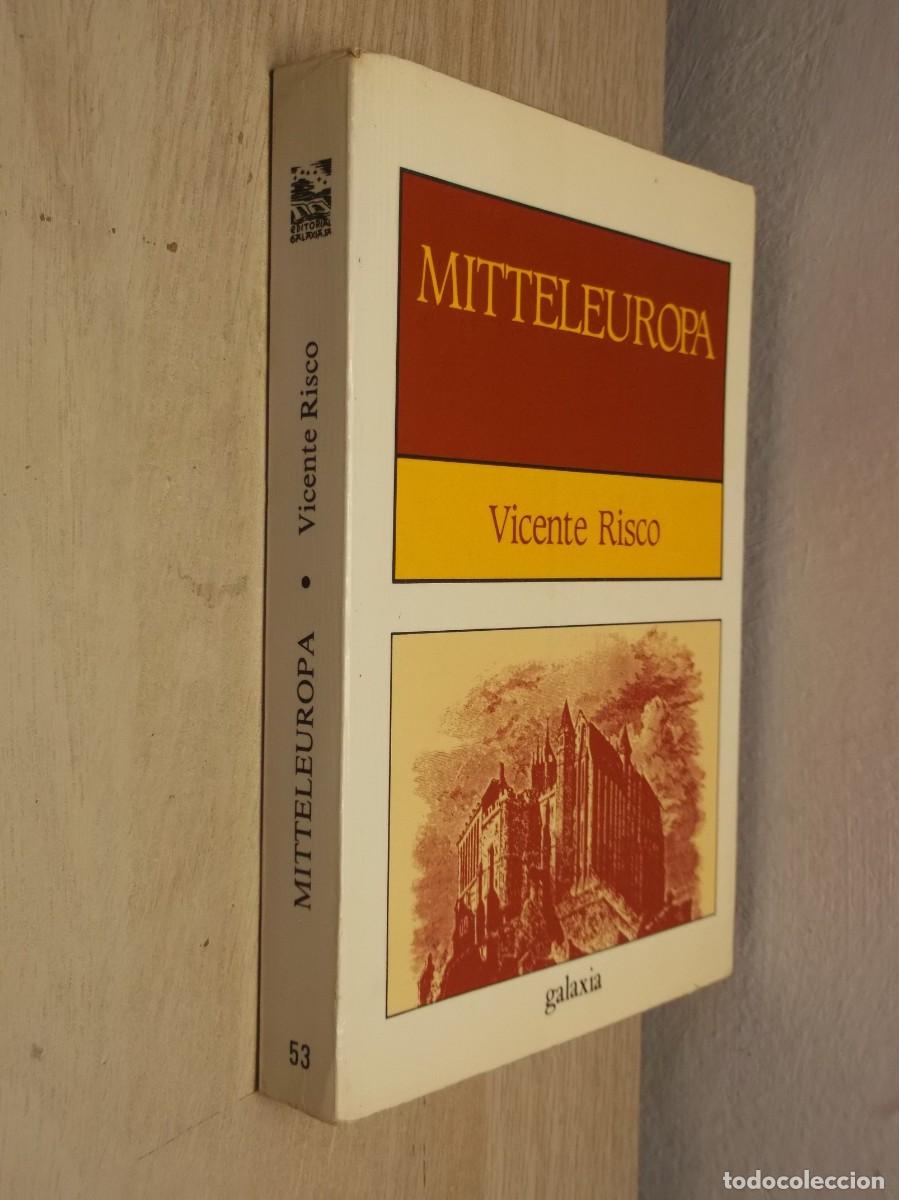 Libros de segunda mano: Mitteleuropa - Edici&oacute;n en Gallego de Vicente Risco - Tapa blanda &lrm; 2 EDICION 1984