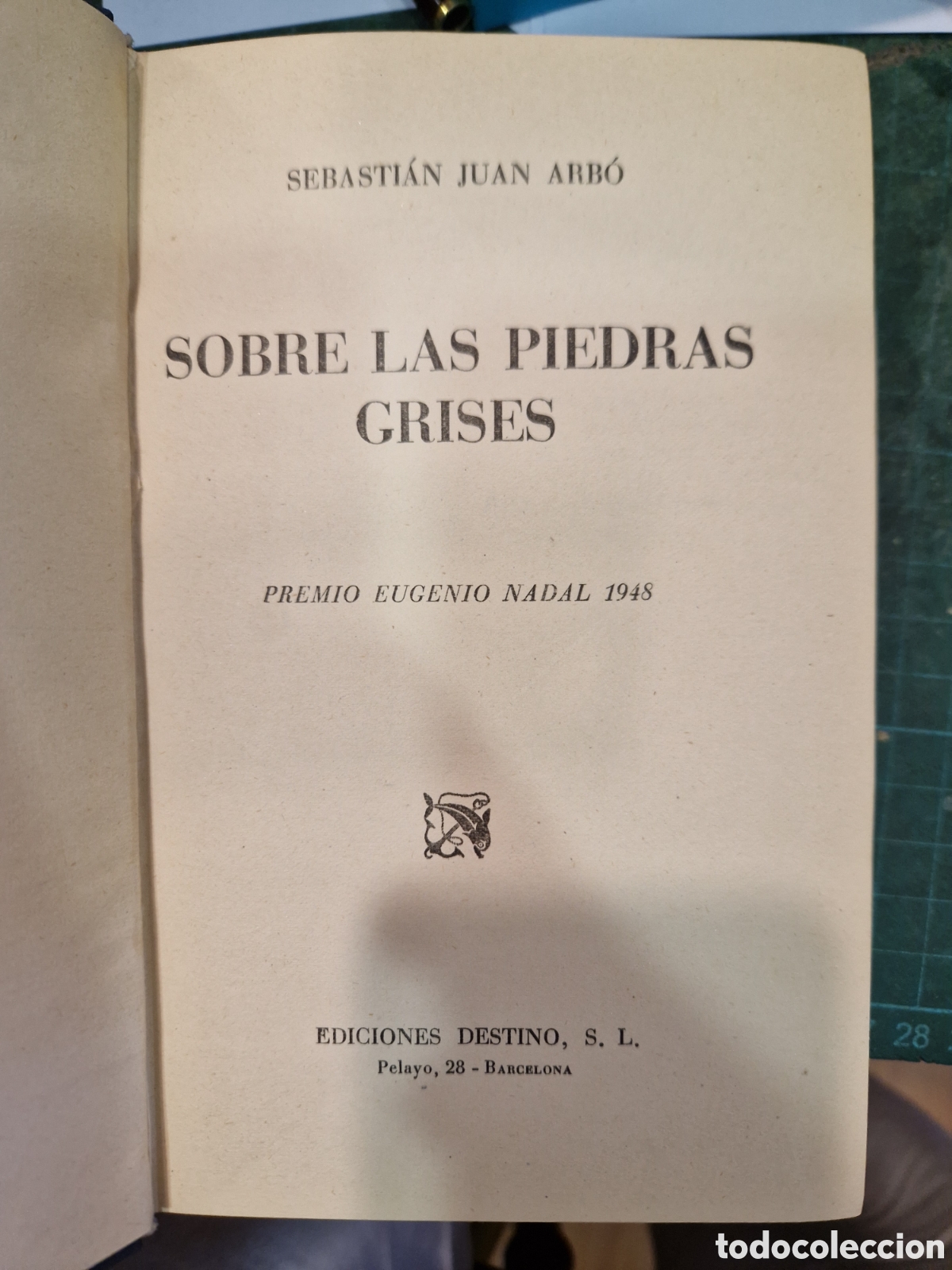 Second hand books: ARB&Oacute;, Sebasti&aacute;n Juan Sobre las piedras grises