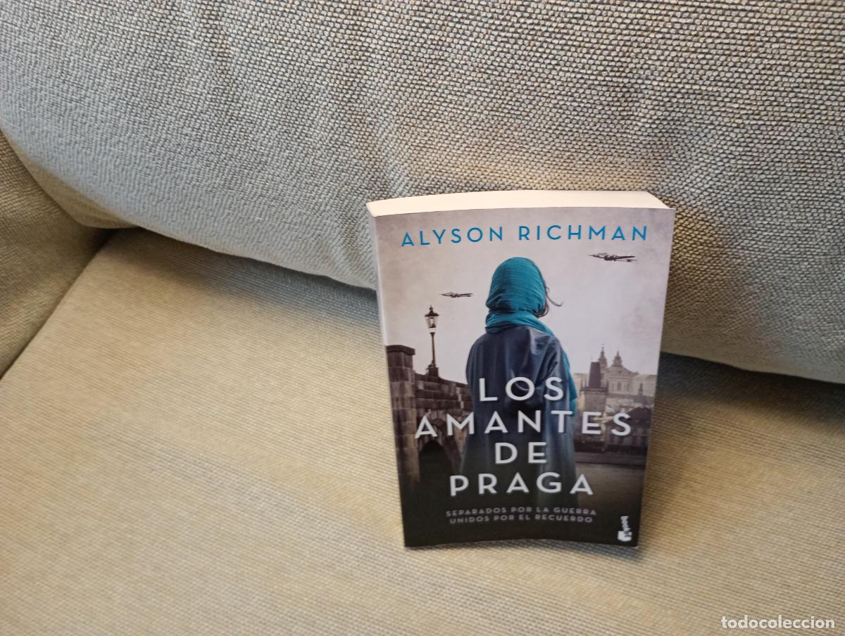 Livres d'occasion: LOS AMANTES DE PRAGA SEPARADOS POR LA GUERRA UNIDOS POR EL RECUERDO
