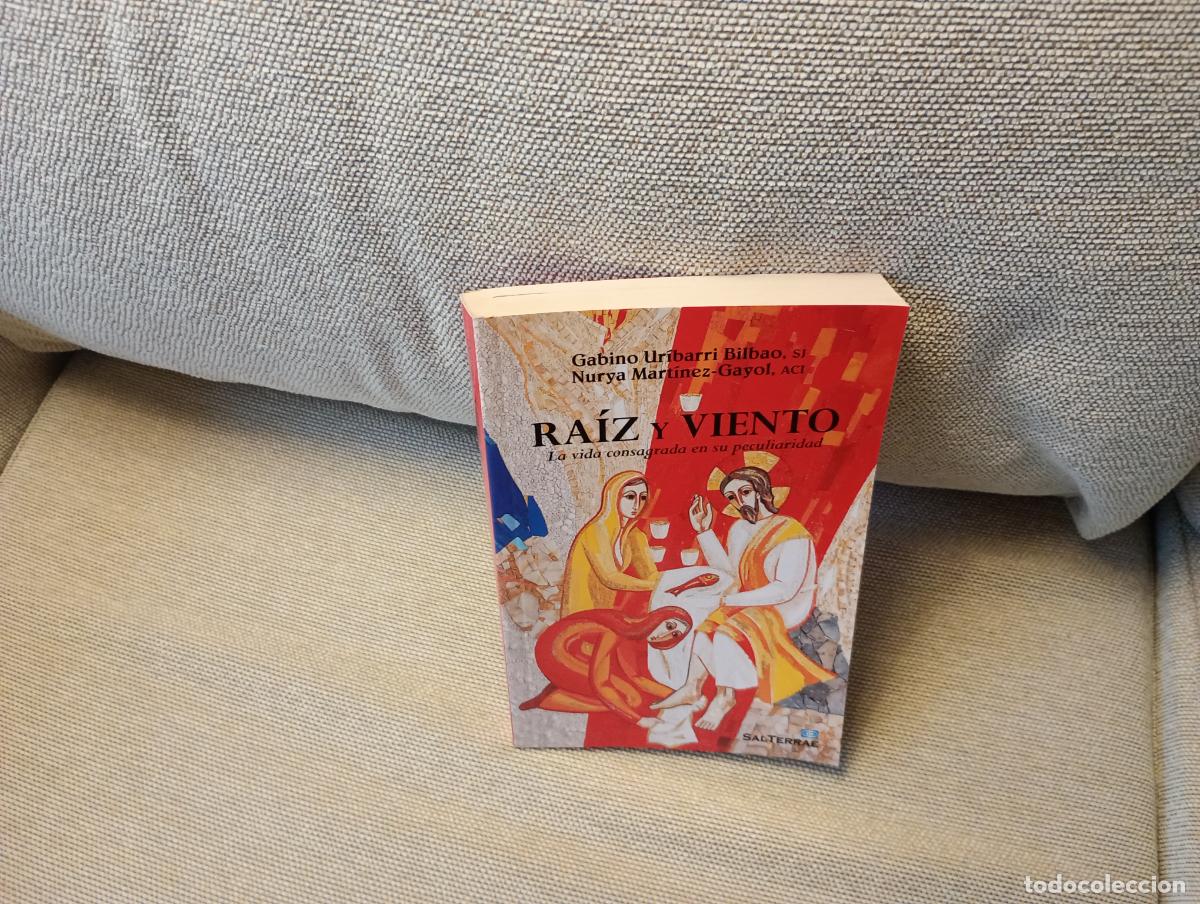 Second hand books: RAIZ Y VIENTO LA VIDA CONSAGRADA EN SU PECULIARIDAD