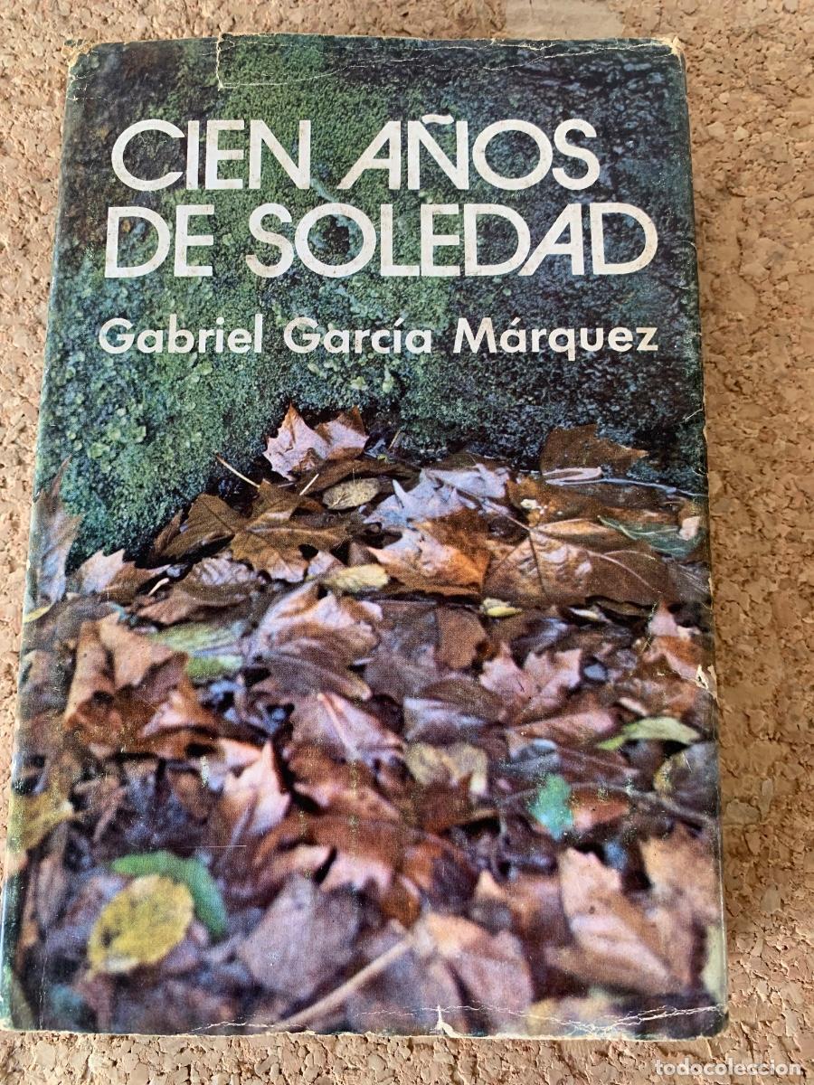 Libros de segunda mano: Cien a&ntilde;os de soledad, primera edici&oacute;n ( Bols 51)