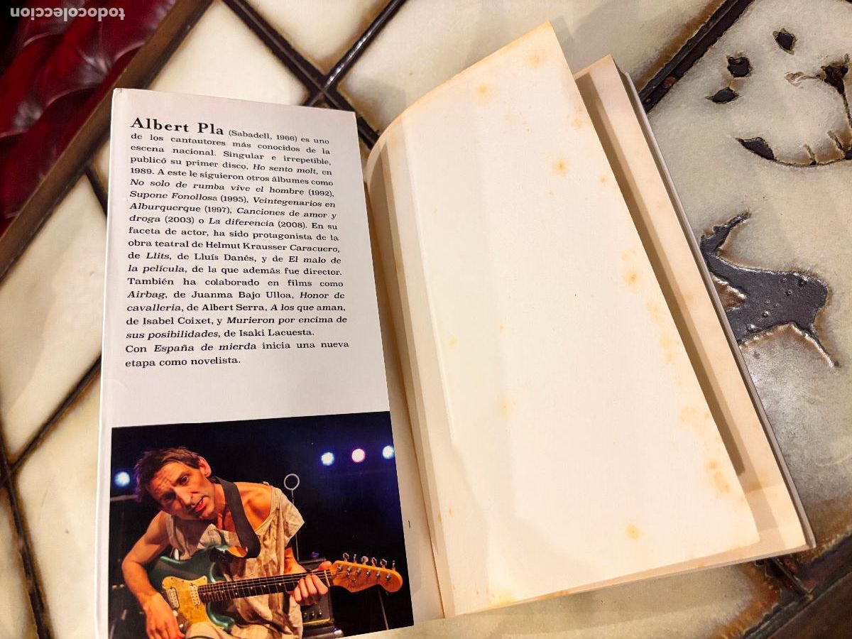 Libros de segunda mano: Espa&ntilde;a de mierda. Albert Pla. (Novela) - Foto 4