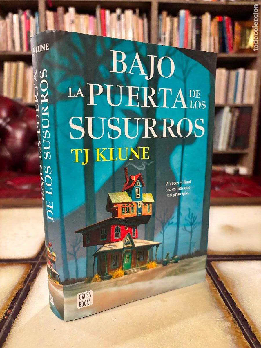 Libri di seconda mano: Bajo la puerta de los susurros. TJ Klune.