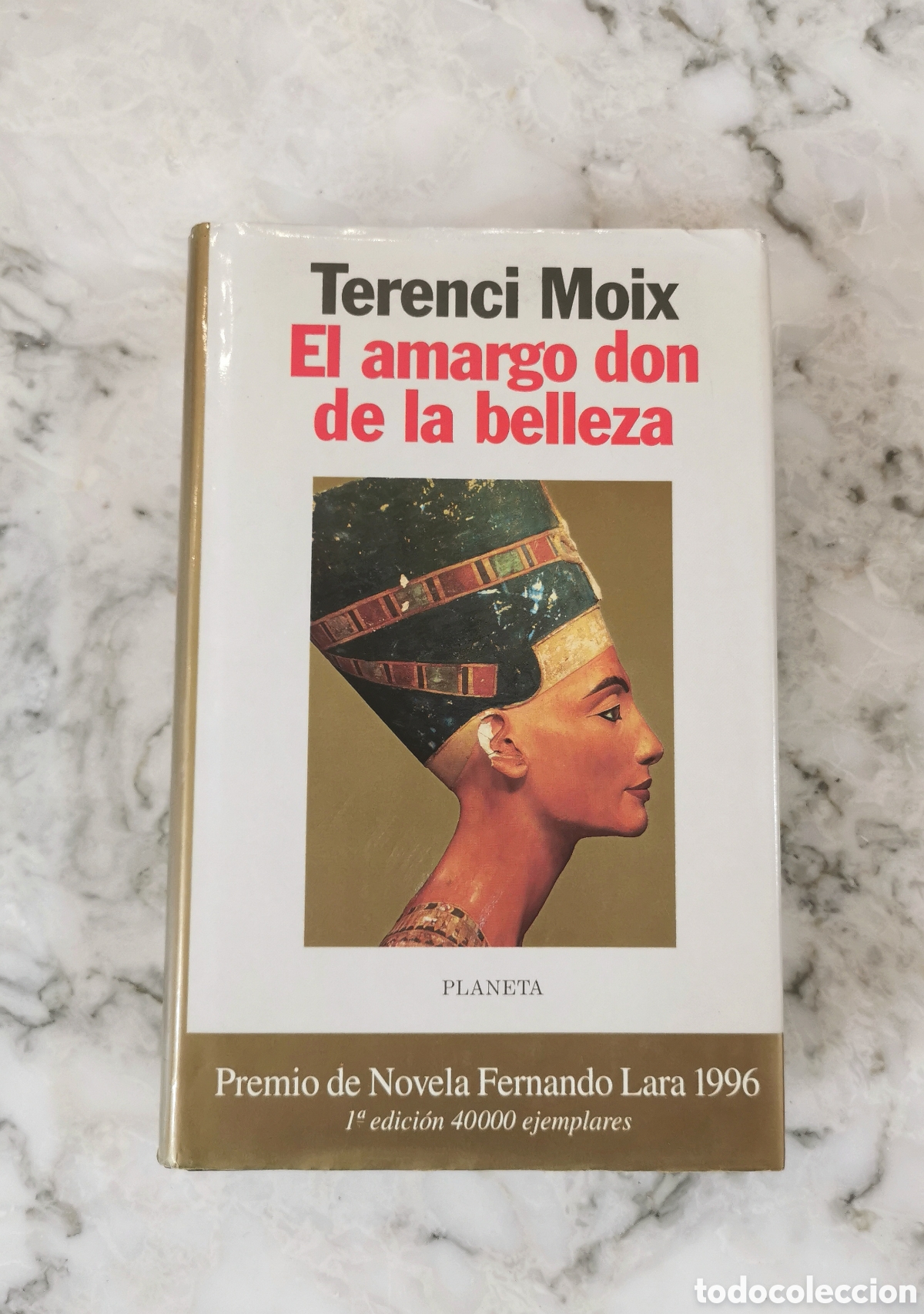 Libros de segunda mano: Libro &rdquo;El amargo don de la belleza&rdquo; - Foto 1