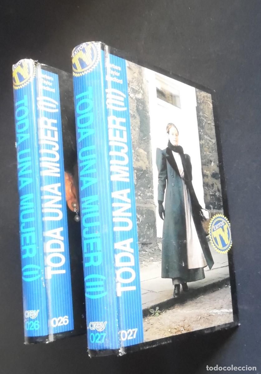 Libros de segunda mano: Toda una mujer, de Barbara Taylor Bradford, 2 vol&uacute;menes.