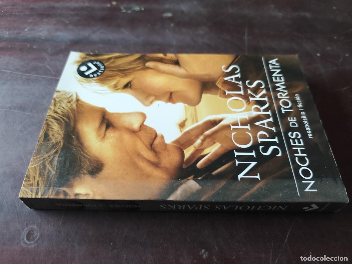 Libri di seconda mano: NOCHES DE TORMENTA / NICHOLAS SPARKS / CJA603GV3 / ROCA