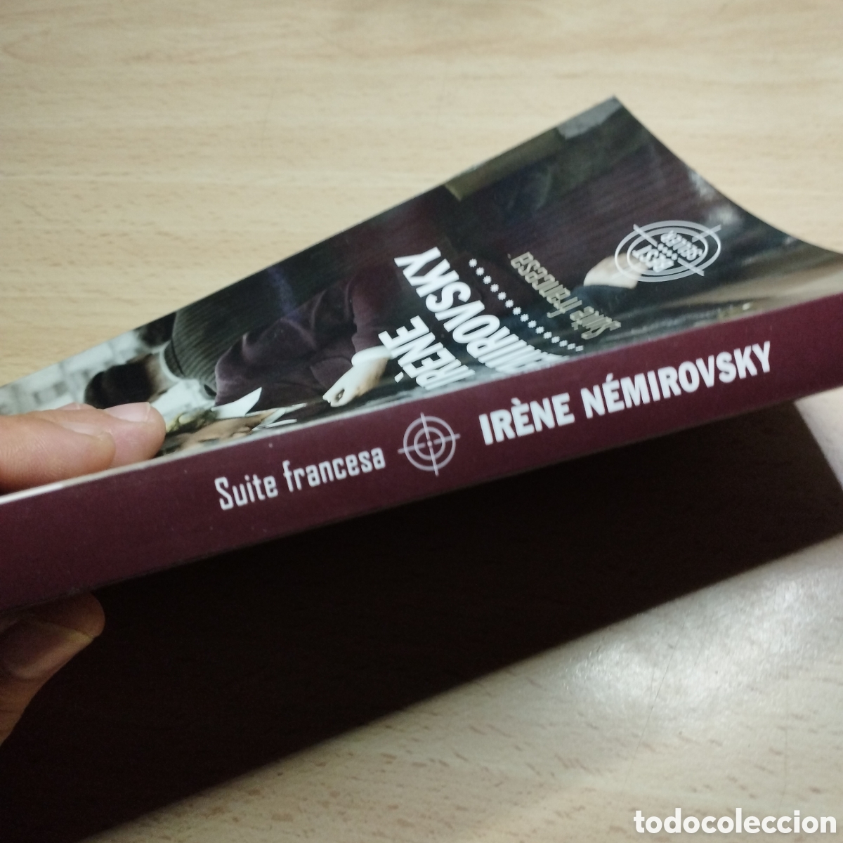 Libros de segunda mano: Suite Francesa. Ir&egrave;ne N&eacute;mirovsky. 2022. Best Seller - Foto 3