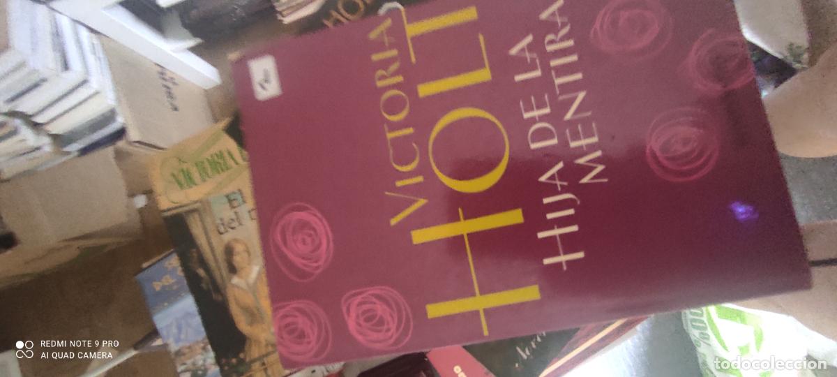 Libros de segunda mano: Hija de la mentira: Holt, Victoria.