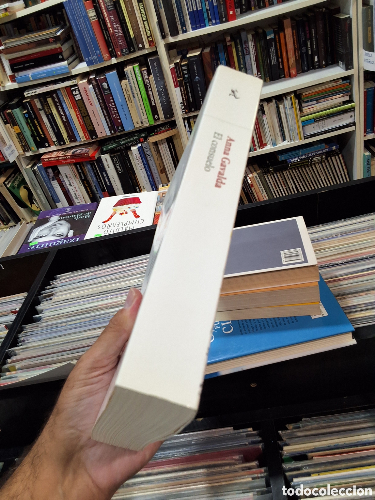 Libros de segunda mano: EL CONSUELO - ANNA GAVALDA - Foto 3
