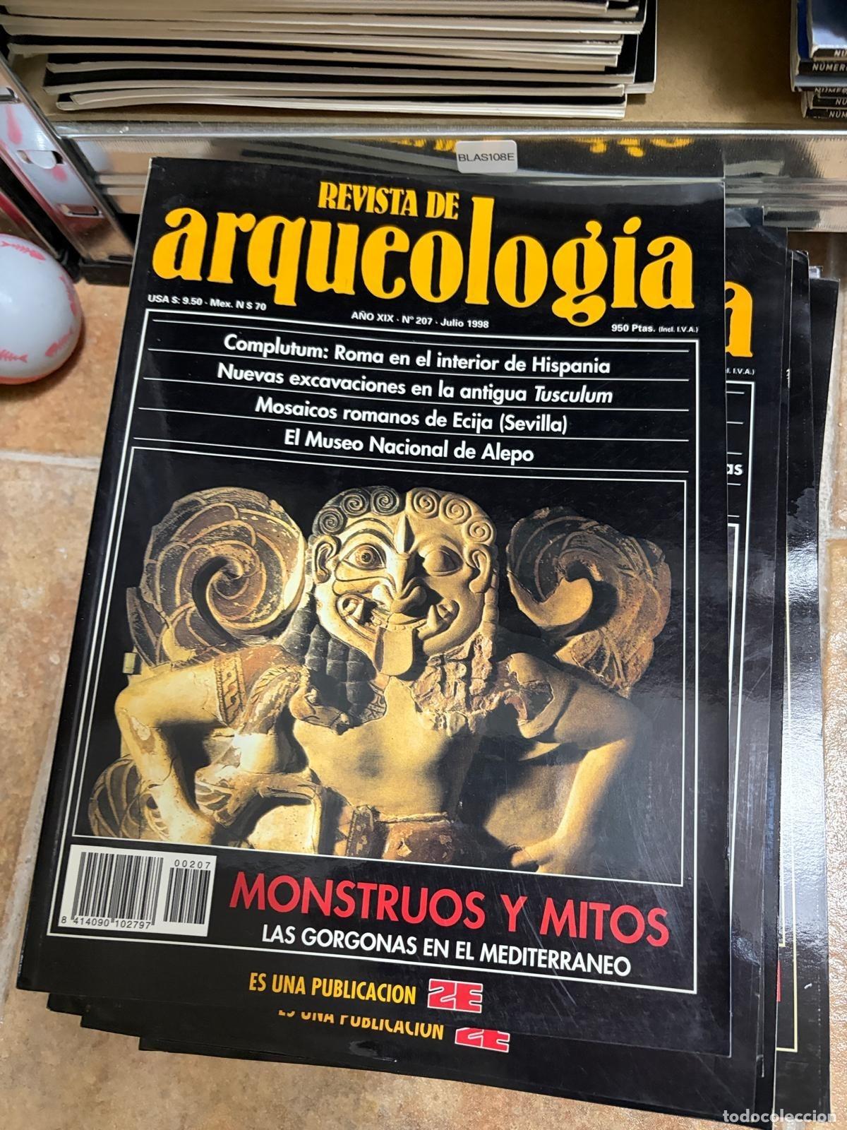 Libros de segunda mano: BLAS108E REVISTA DE ARQUEOLOG&Iacute;A N&ordm; 207 MONSTRUOS Y MITOS LAS GORGONAS EN EL MEDITERR&Aacute;NEO