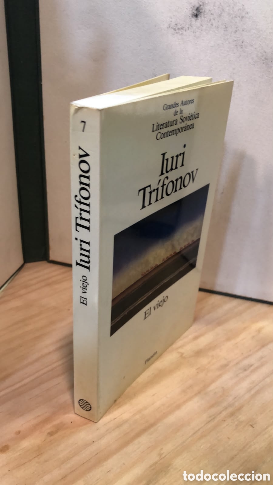 Second hand books: El viejo - Iuri Tr&iacute;fonov