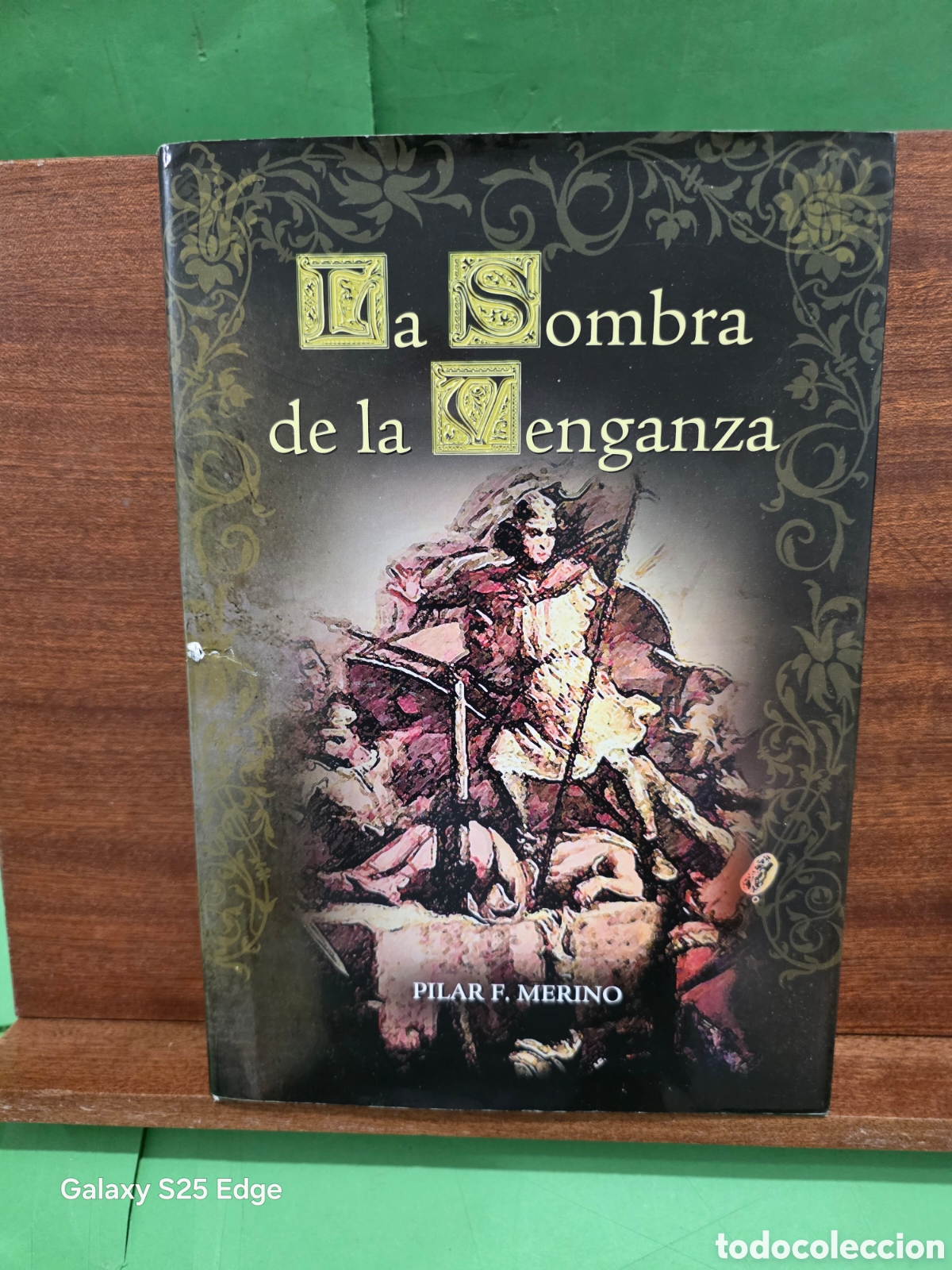 Libros de segunda mano: &rdquo;&rdquo;LA SOMBRA DE LA VENGANZA&rdquo;&rdquo;...PILAR MERINO...2010...