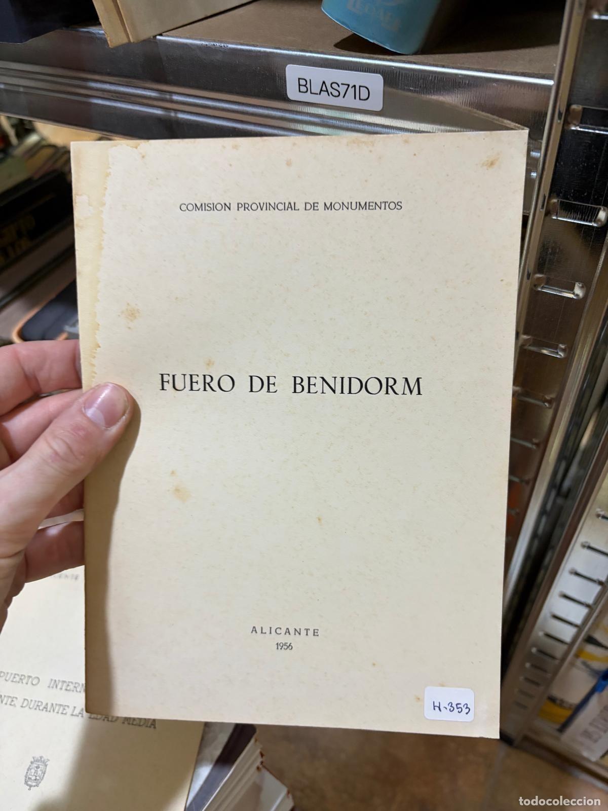 Libros de segunda mano: BLAS71D Vicente Mart&iacute;nez Morell&aacute; El puerto internacional de Alicante durante la Edad Media