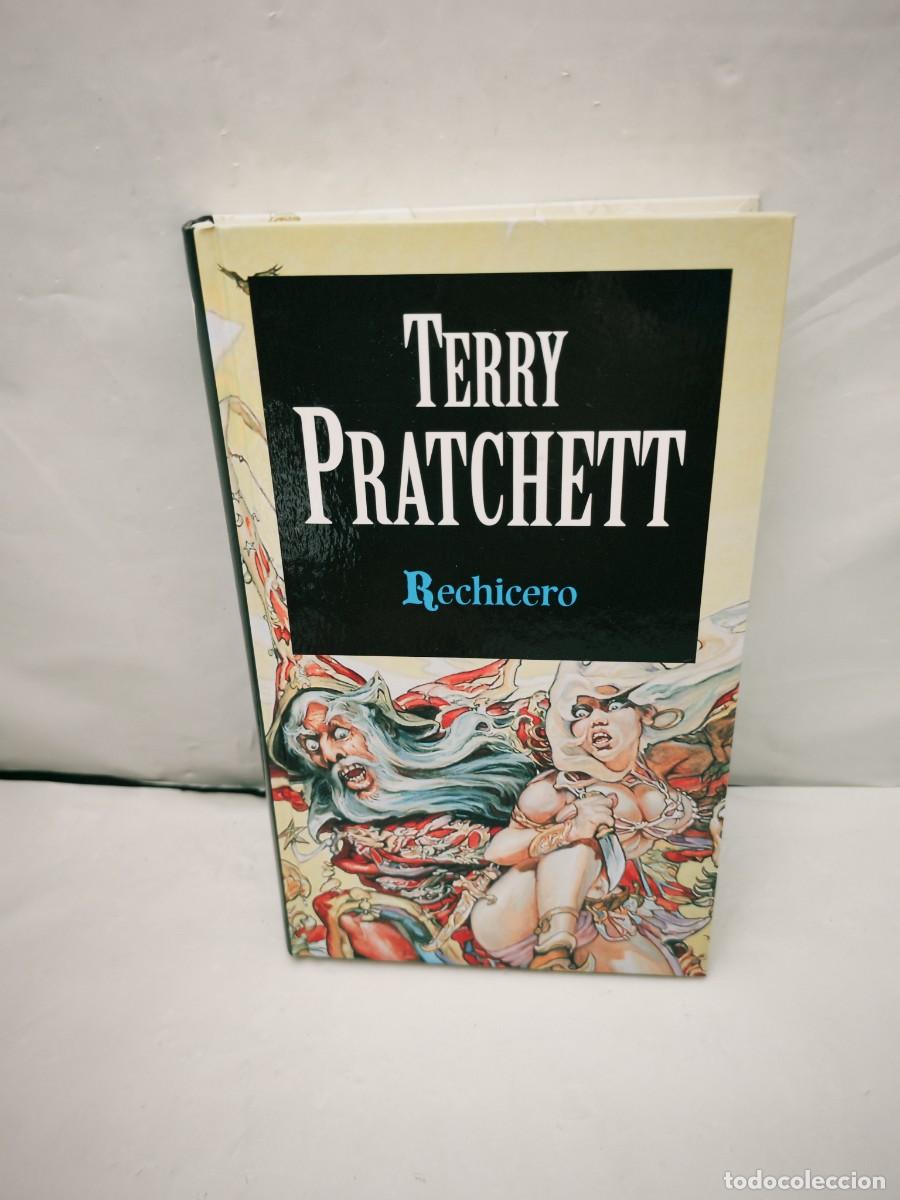 Livres d'occasion: Terry Pratchett: EL RECHICERO (tapa dura)