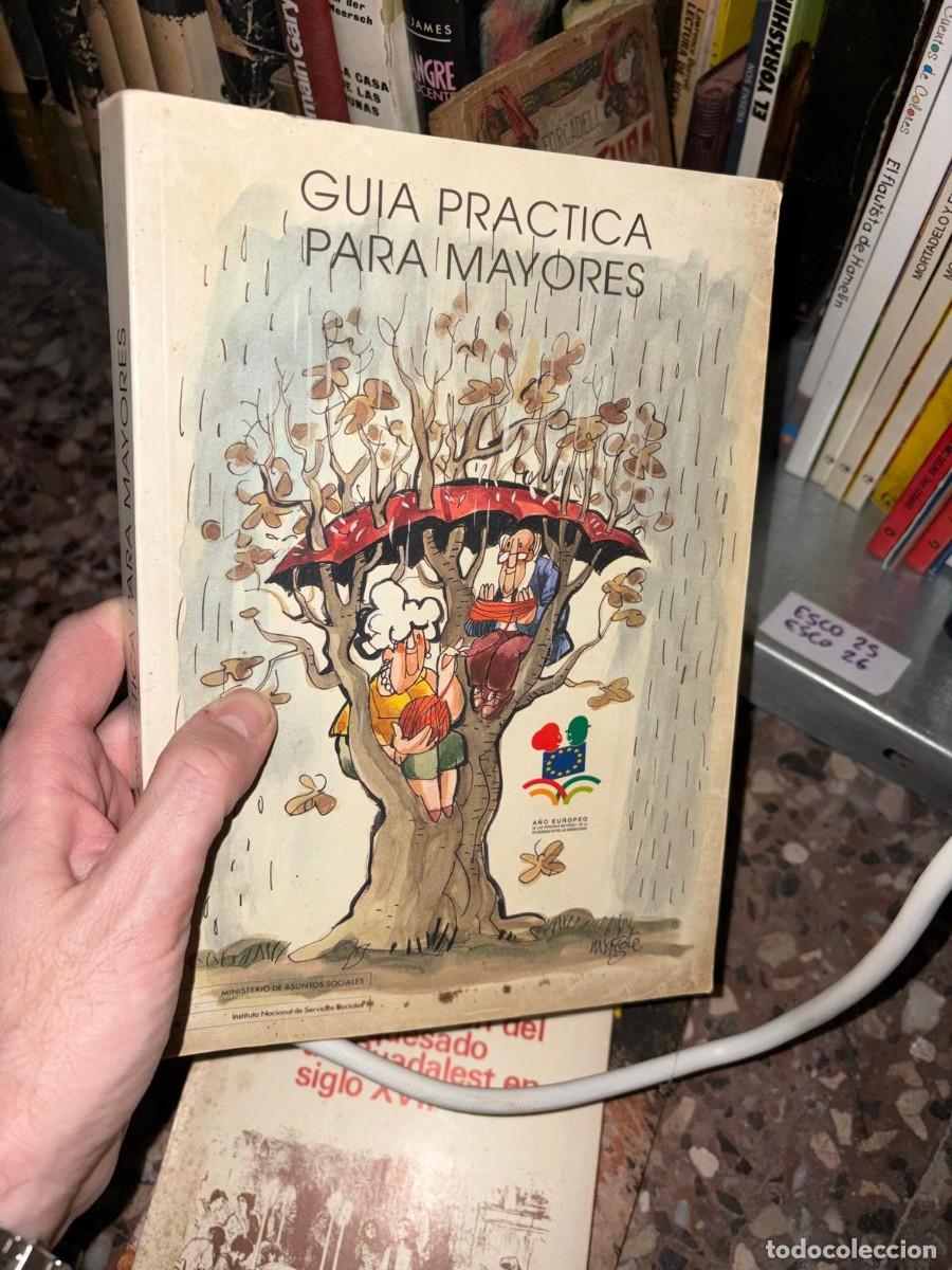 Second hand books: ESCO25 GUIA PRACTICA MORTADELO Y PARA MAYORES - PORTADA MINGOTE